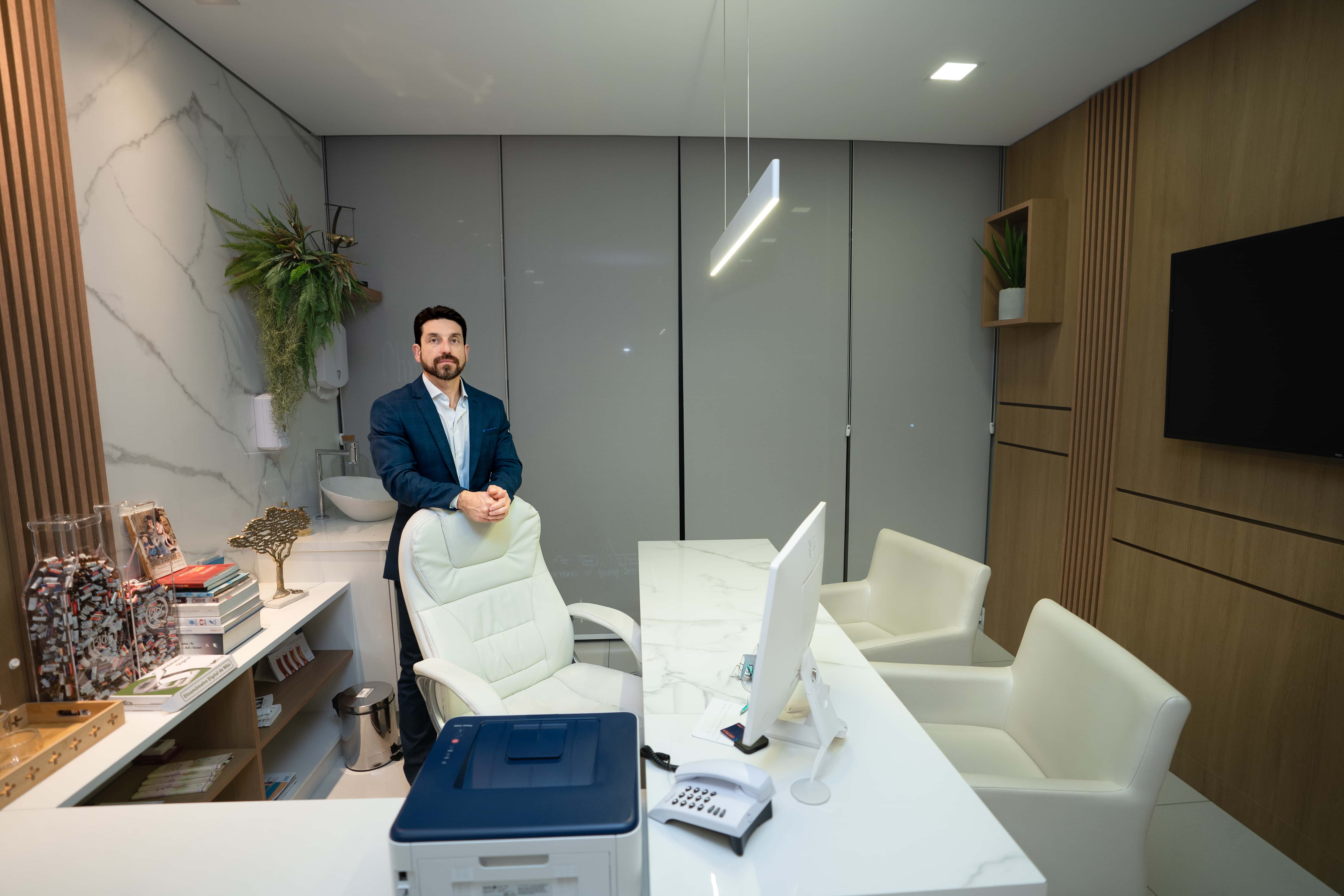 Consultório Dr. Pedro Zaiats - Escritório